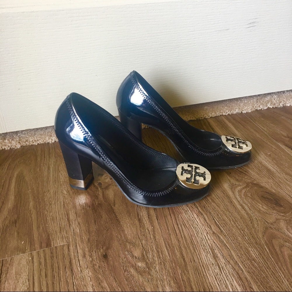 Tory Burch Patent Leather Logo Pumps